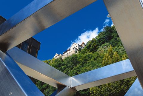 Städtle Vaduz mit Schloss Vaduz Städtle Vaduz mit Schloss Vaduz